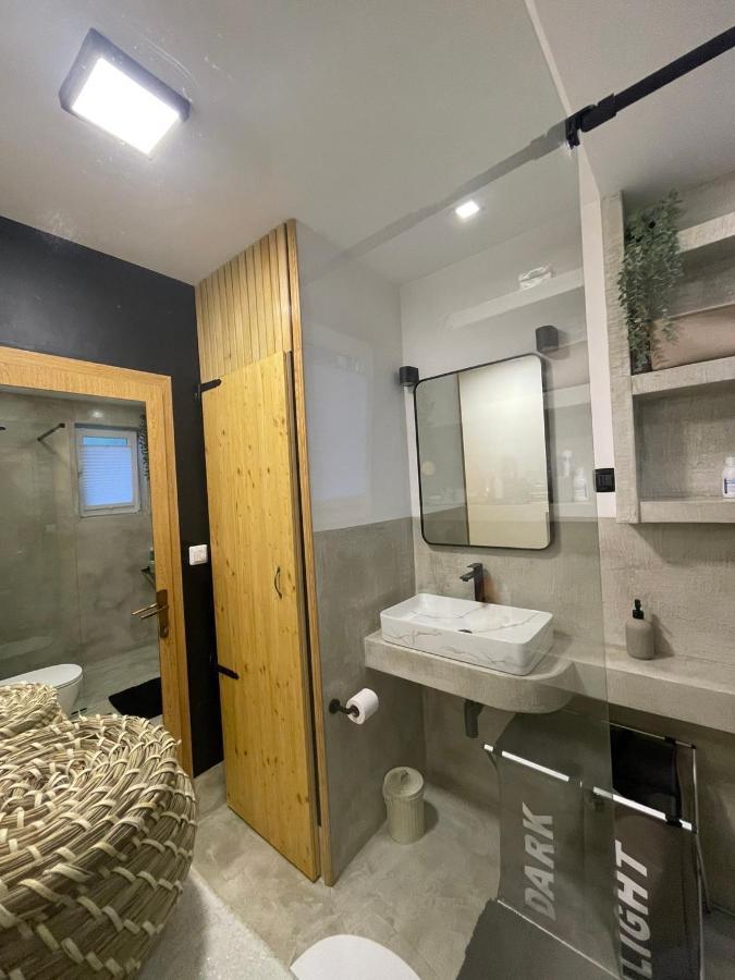 First Choice Apartment Нерезине Екстериор снимка